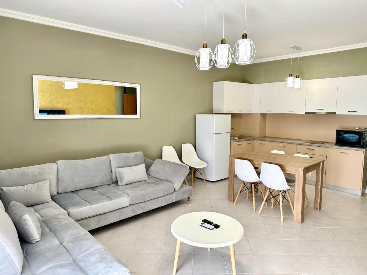 Family Suite Residence Vlorë Εξωτερικό φωτογραφία