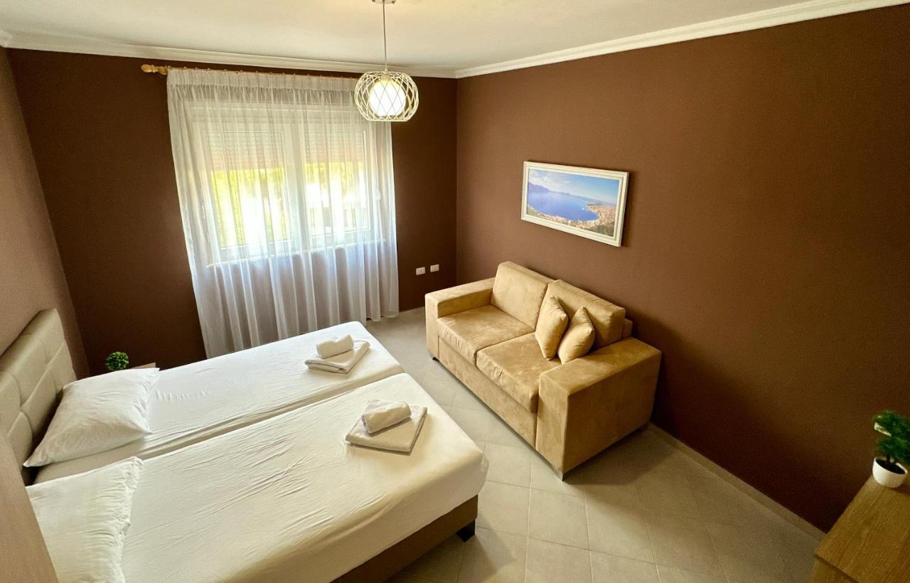 Family Suite Residence Vlorë Εξωτερικό φωτογραφία