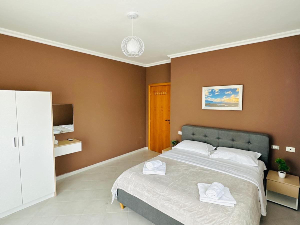 Family Suite Residence Vlorë Εξωτερικό φωτογραφία
