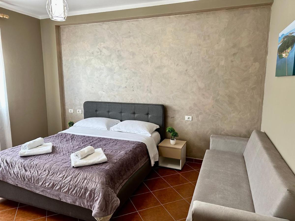 Family Suite Residence Vlorë Εξωτερικό φωτογραφία