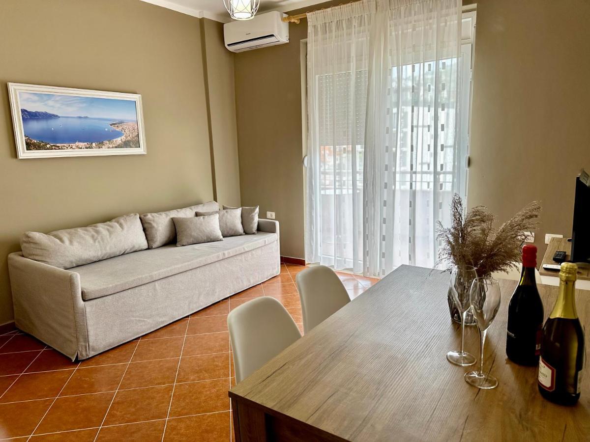 Family Suite Residence Vlorë Εξωτερικό φωτογραφία