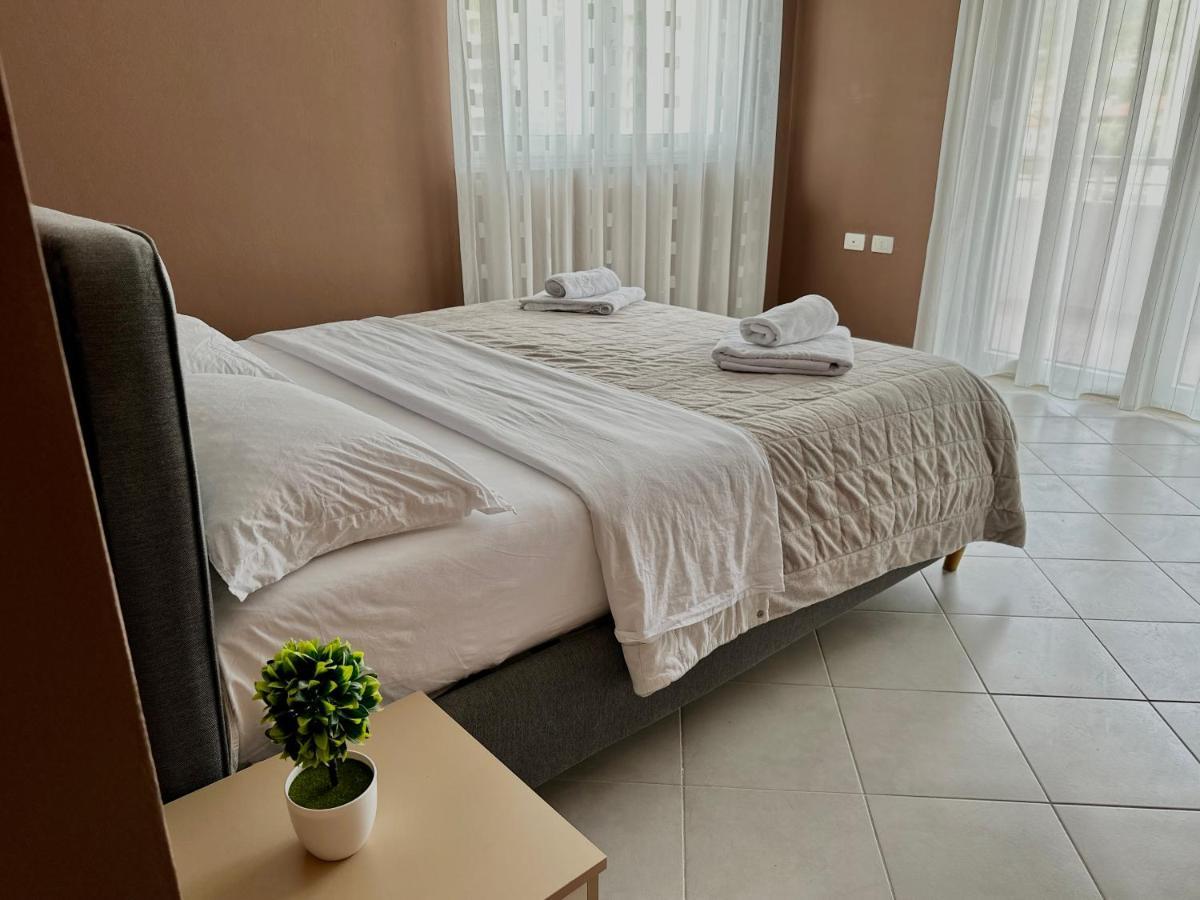 Family Suite Residence Vlorë Εξωτερικό φωτογραφία