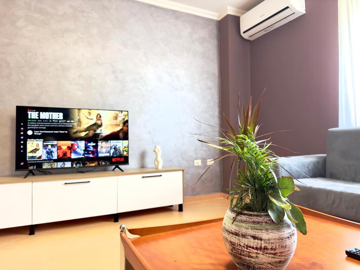 Family Suite Residence Vlorë Εξωτερικό φωτογραφία