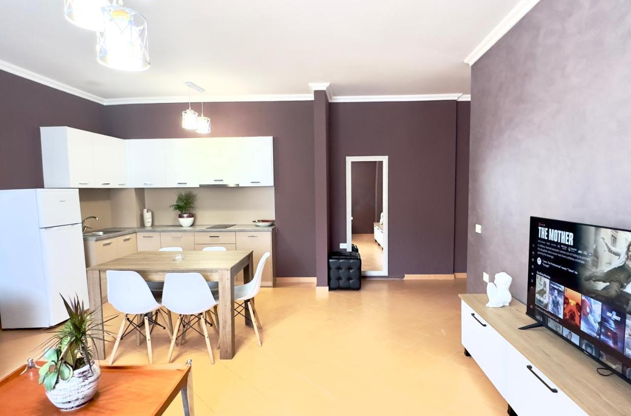 Family Suite Residence Vlorë Εξωτερικό φωτογραφία